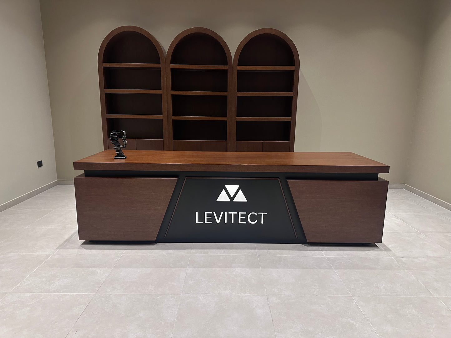 Levitect Signature Desk