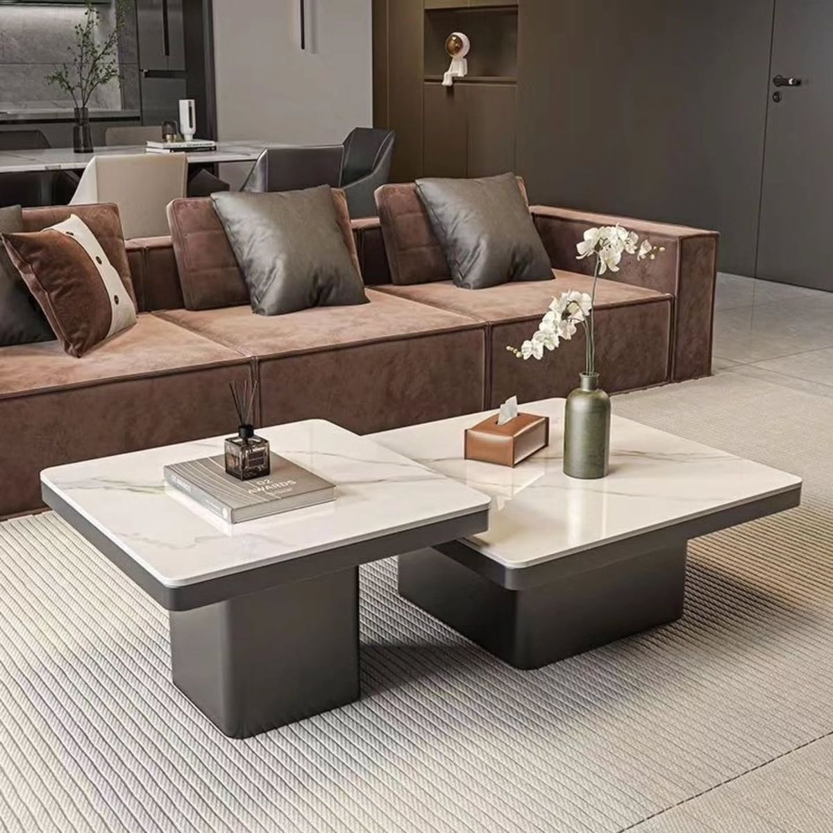 “NOIR BLOCK” Table